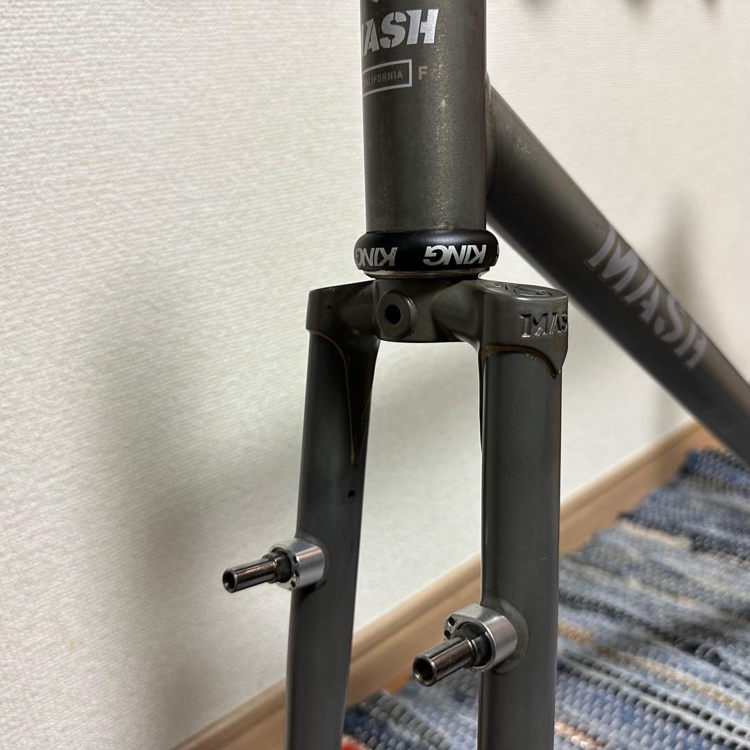 MASH ピストフレーム Chris King付き