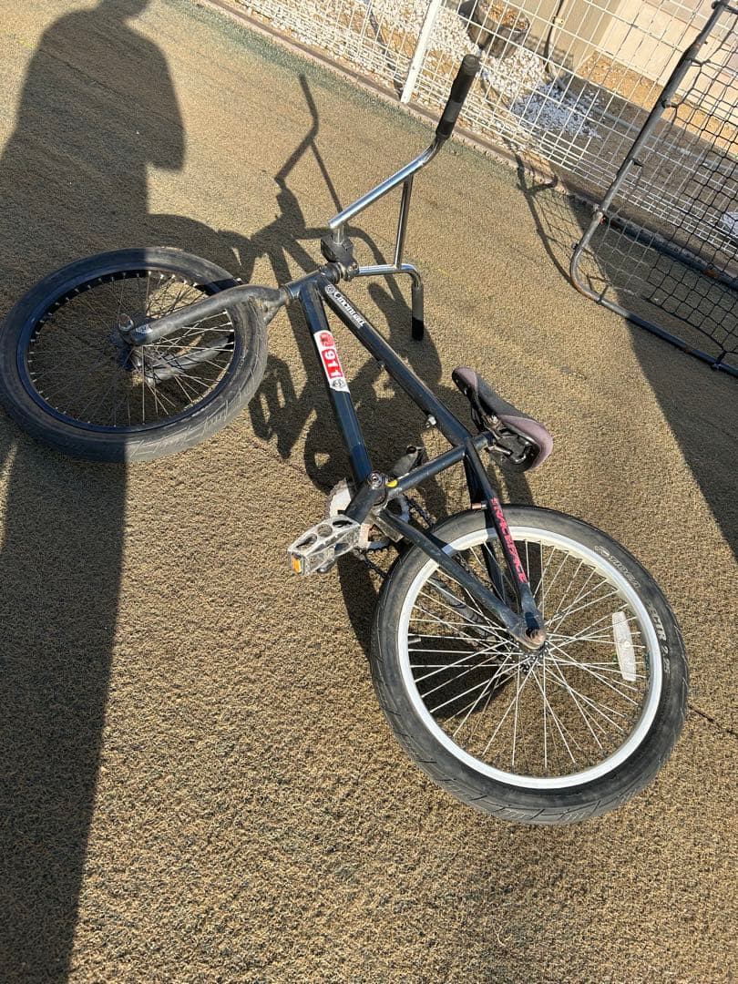 BMXバイク 20インチ 黒　茨城県　取引限定