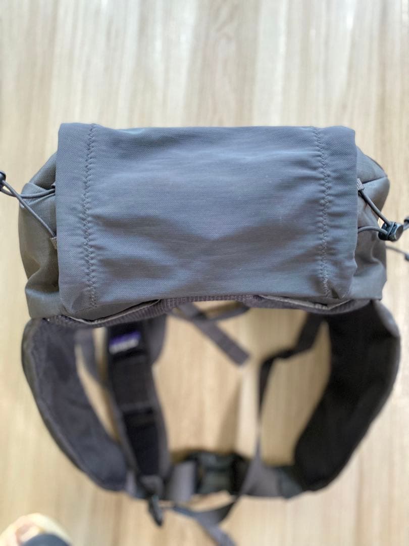 パタゴニア　ステルスヒップパック 11L タグ付き 廃盤色