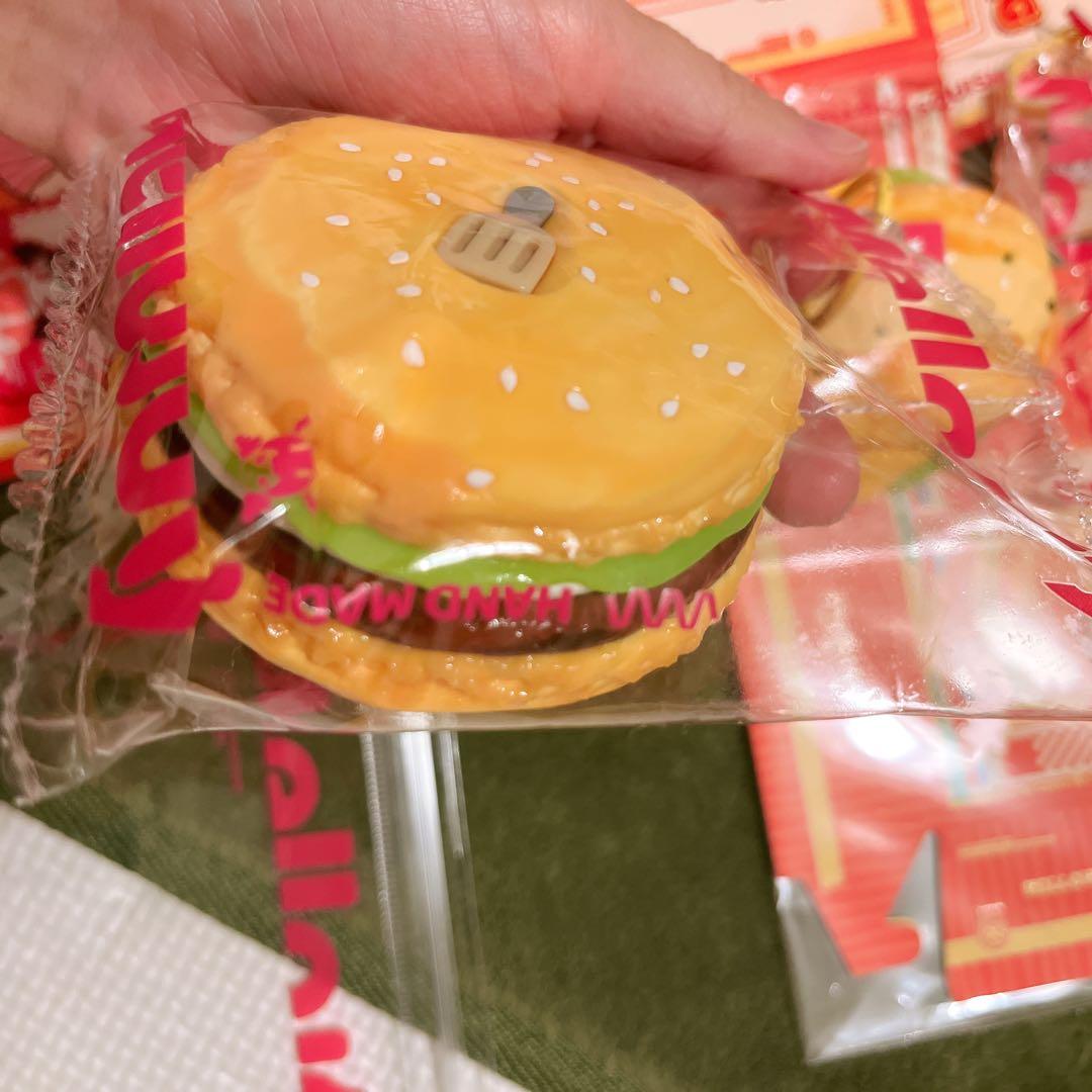 メロジョイ　ハンバーガー　チーズ　照り焼き　クリーミークリーム