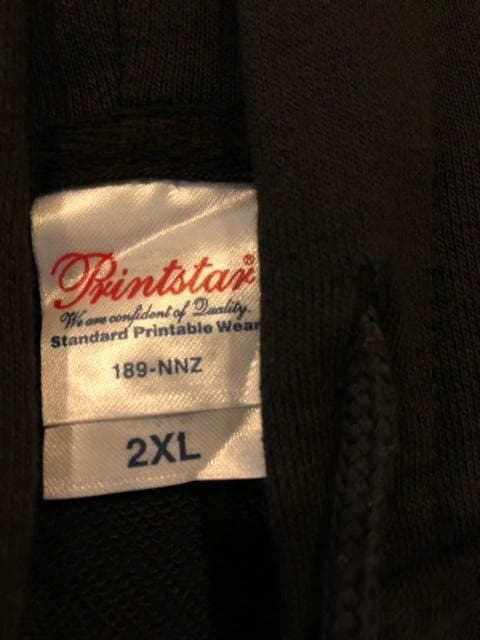 真天地開闢集団ジグザグ ジップアップパーカー & スマホリング