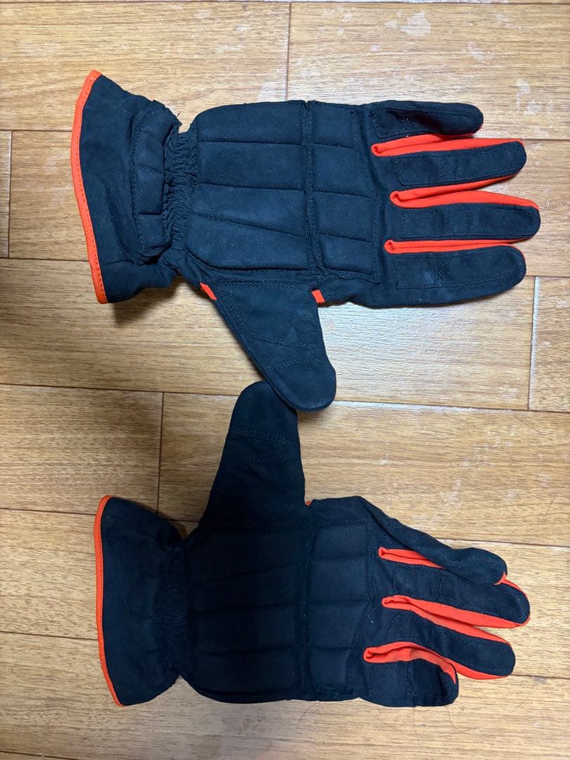 【阿部慎之助】値引き可能 走塁用手袋 バッティング用手袋