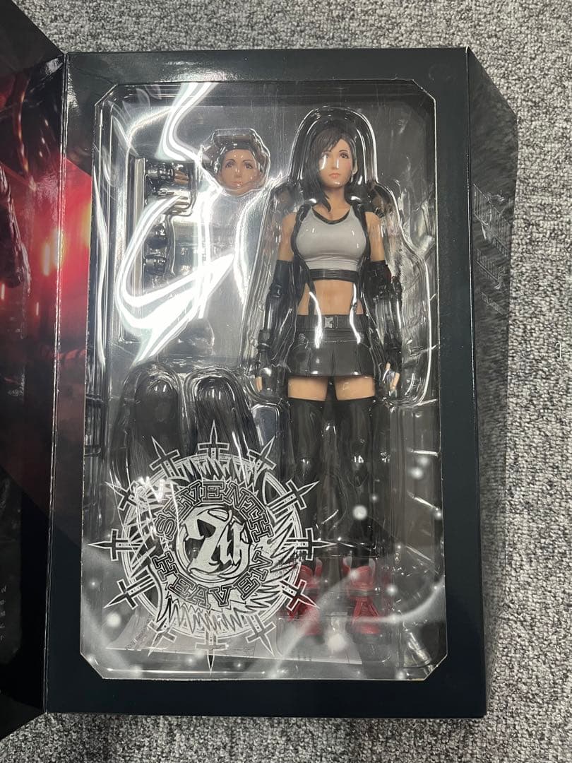 新品未開封ファイナルファンタジーVII リメイク ティファ　フィギュア