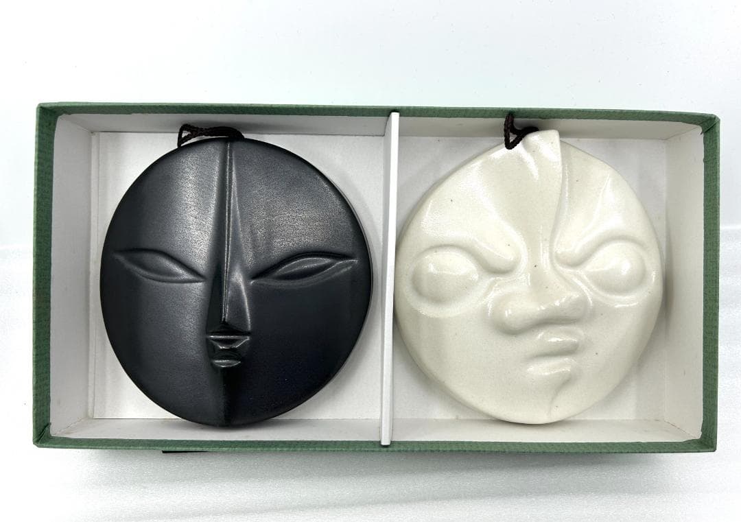 1970年 日本万国博覧会 岡本太郎 太陽の塔 過去の顔 現在の顔 箱入り