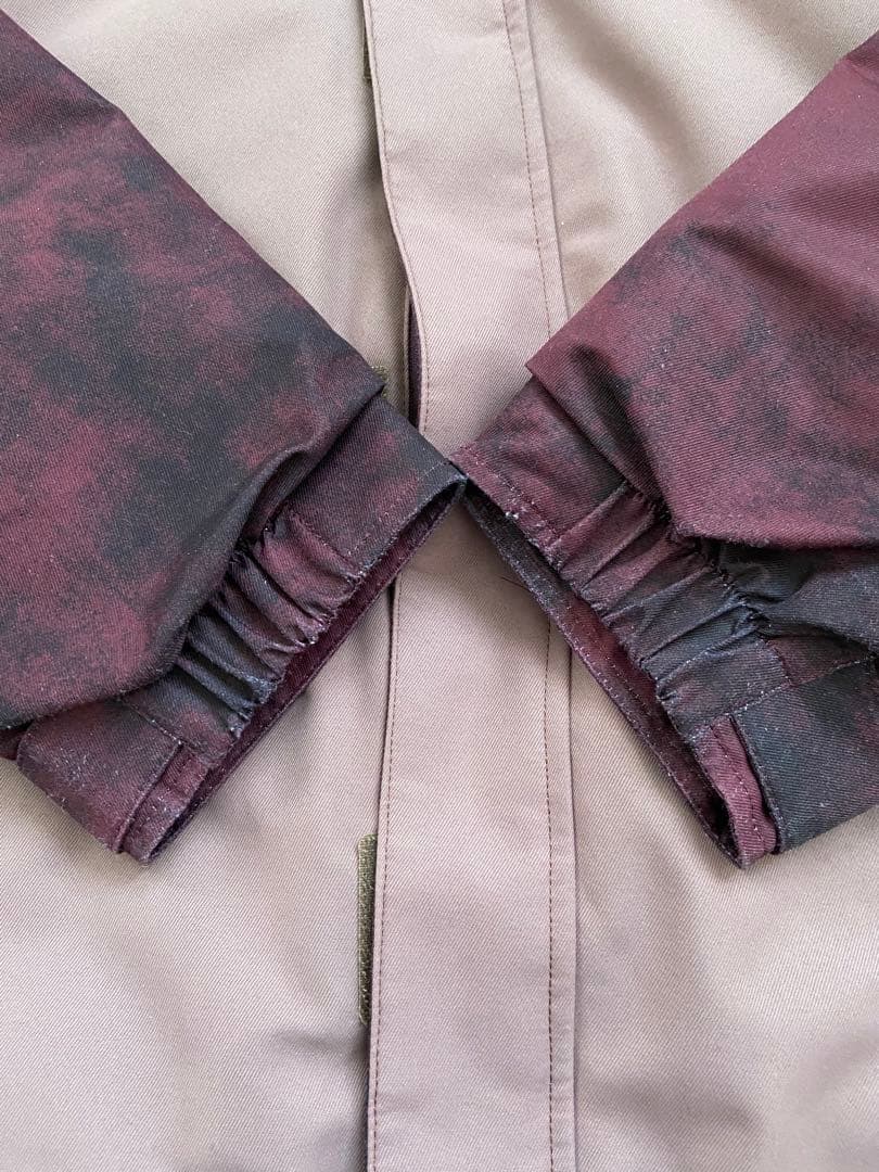 VOLCOM 子ども用スノーボードウェア 紫と茶色