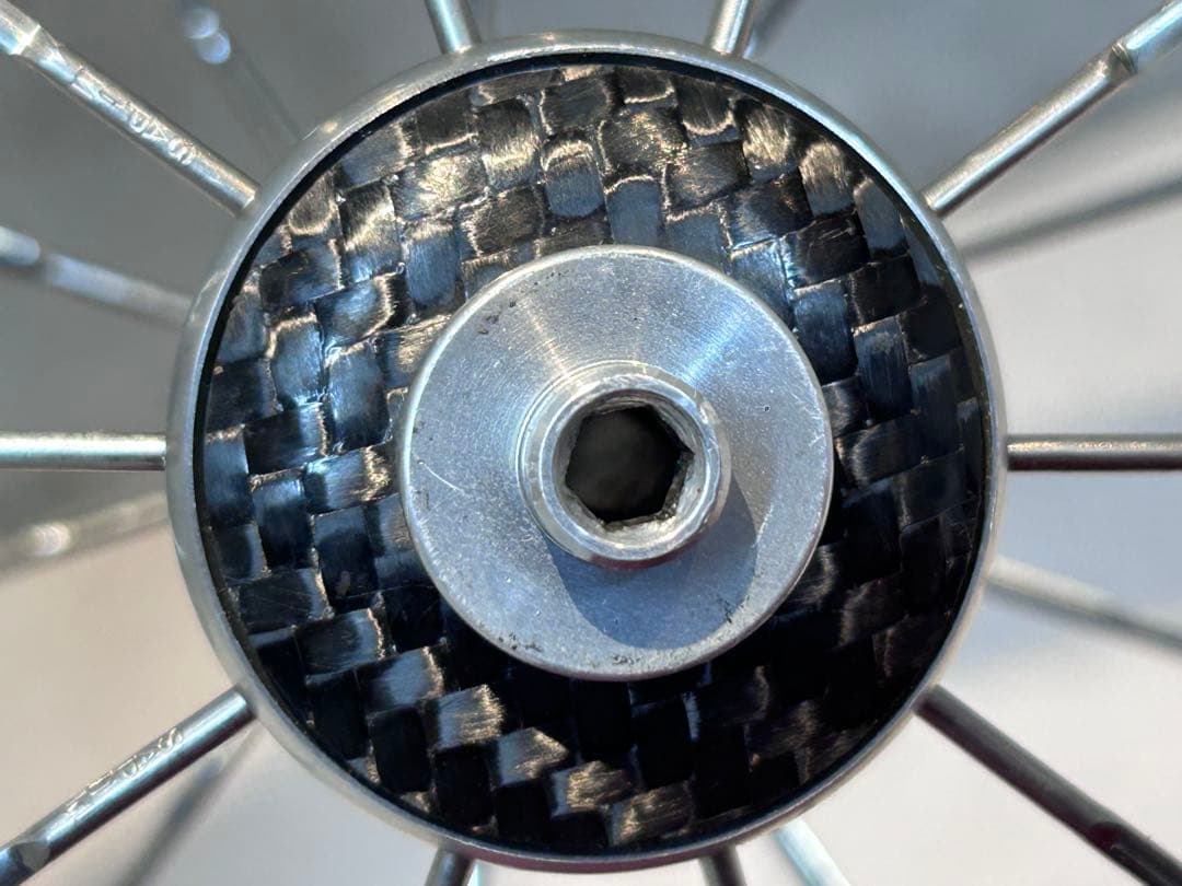 ZIPPホイール、303（フロント）、404(リア) セット。