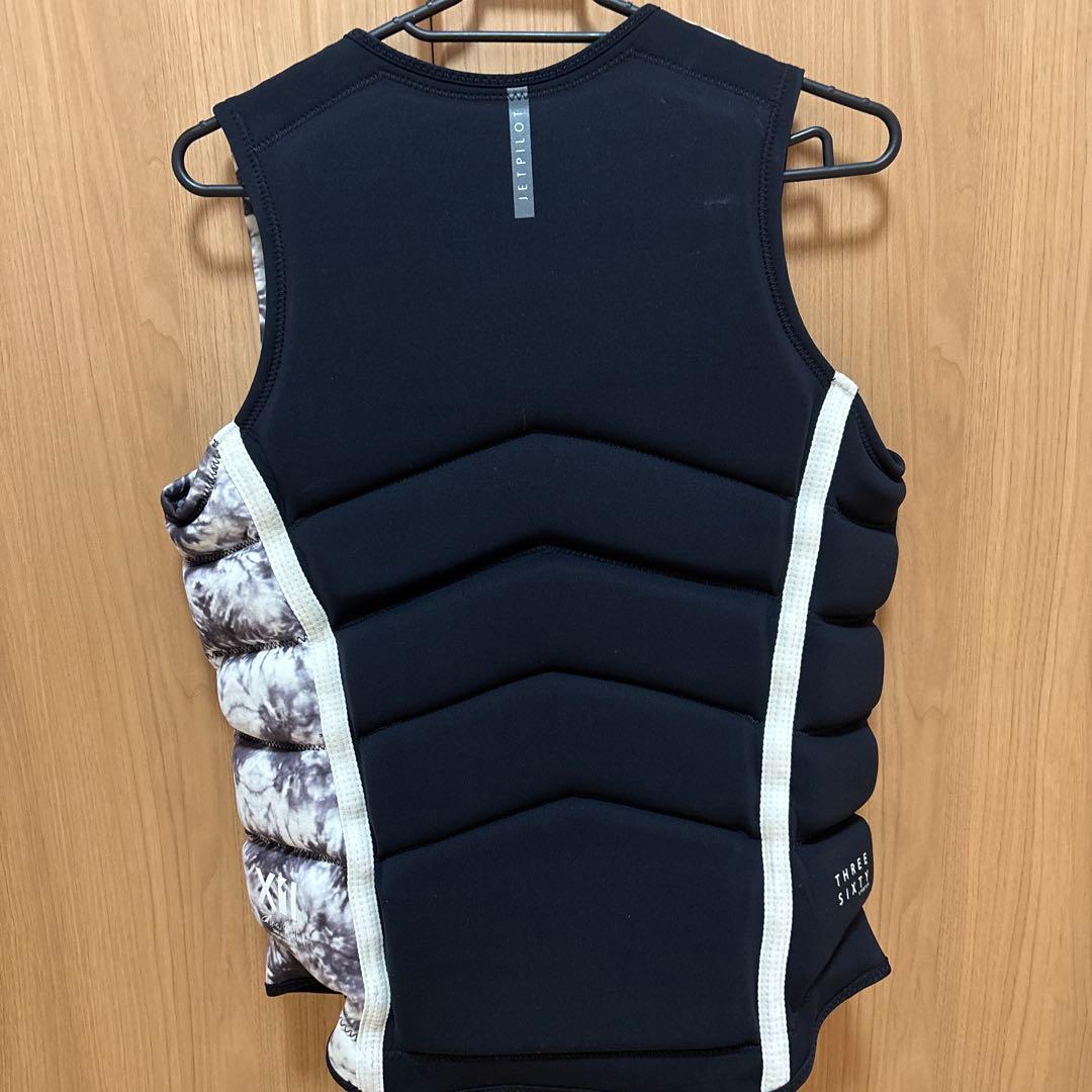 JETPILOT ライフジャケット