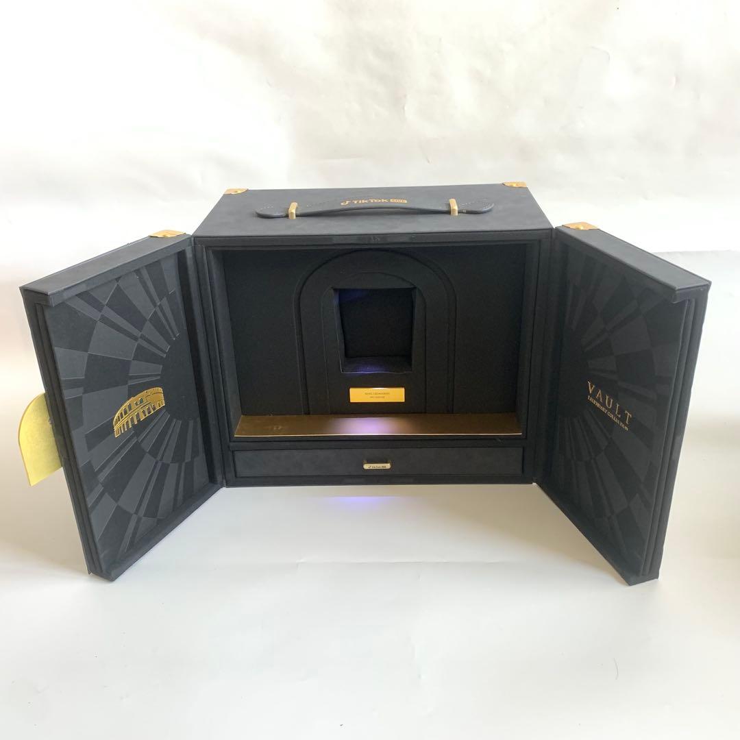 TikTok LIVE 限定ギフト 新人王 LED看板