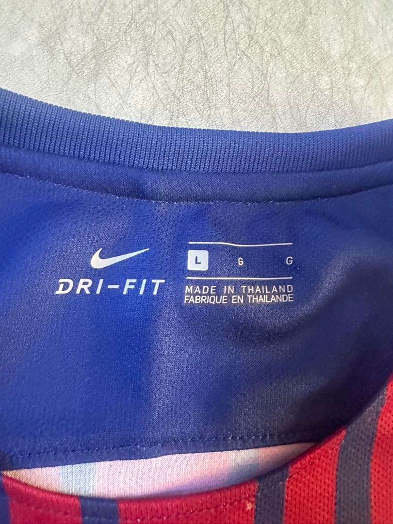 新品タグ付き 17-18ホームバルセロナL サイズ