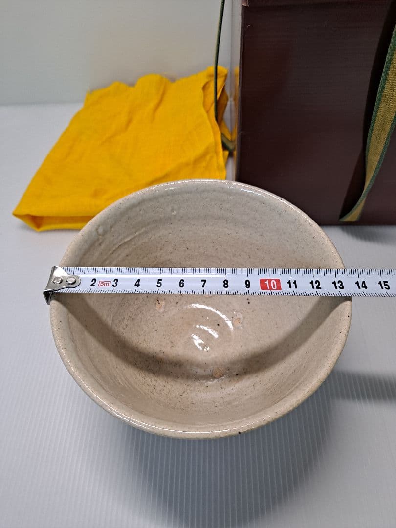 李氏朝鮮時代 李朝期 井戸茶碗 高麗茶碗 梅花皮高台 古渡り茶碗