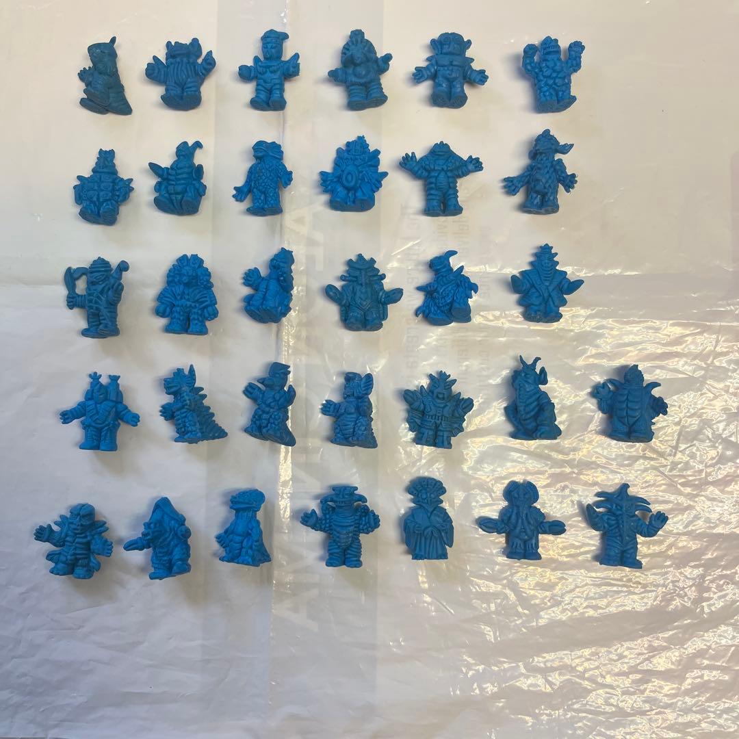 ウルトラ怪獣消しゴム青バラ売りOK⁉️