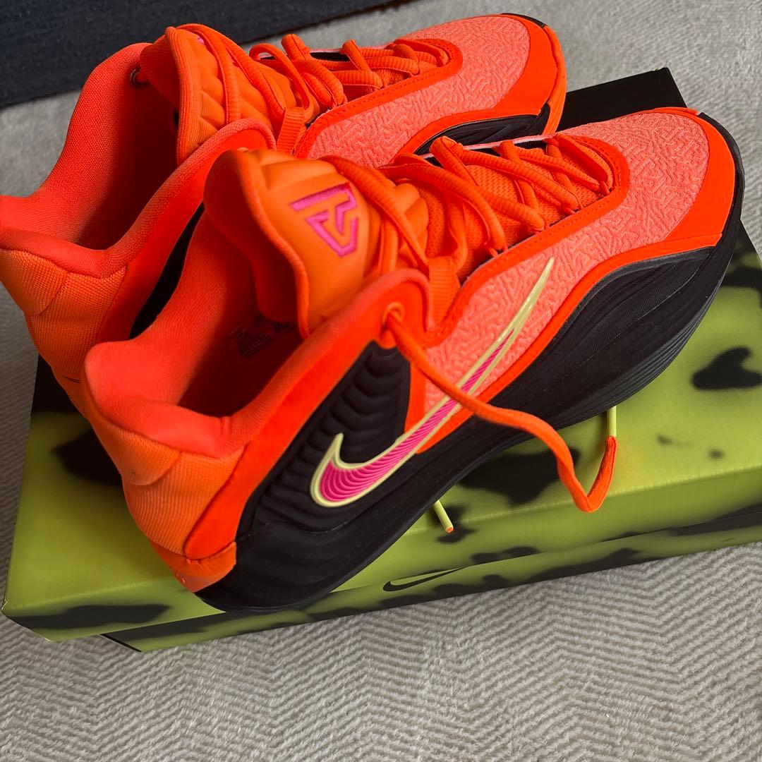 ヤニスフリークス7 NIKE バッシュ