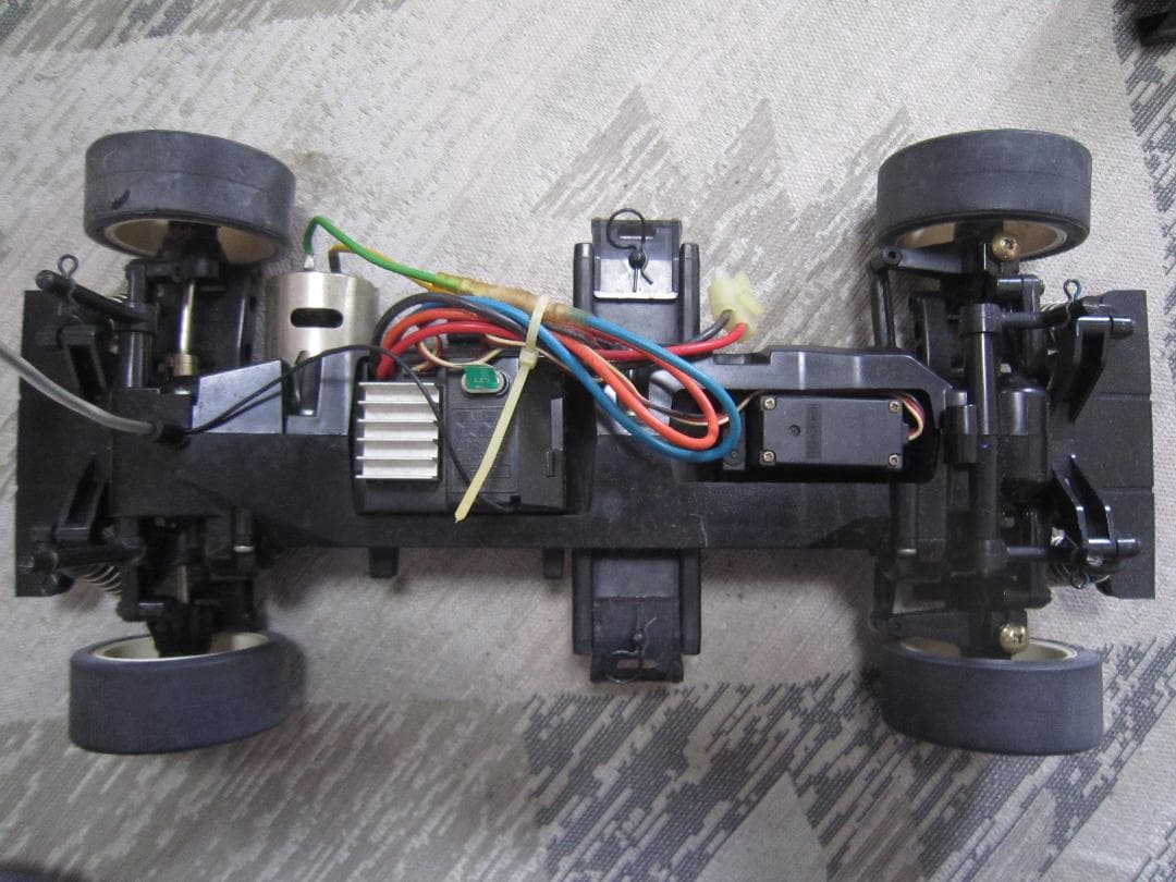 HirotoKifune 完全動作 1/10 タミヤ GT-R (R34)