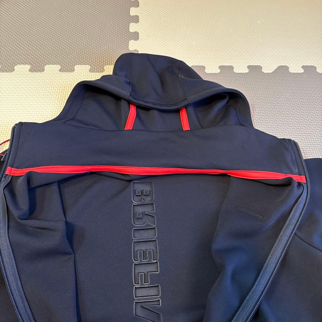 BRIEFING フード付きネイビージャケット