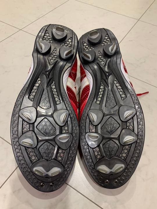 ミズノプロ 新井貴浩モデル　広島　レプリカスパイク