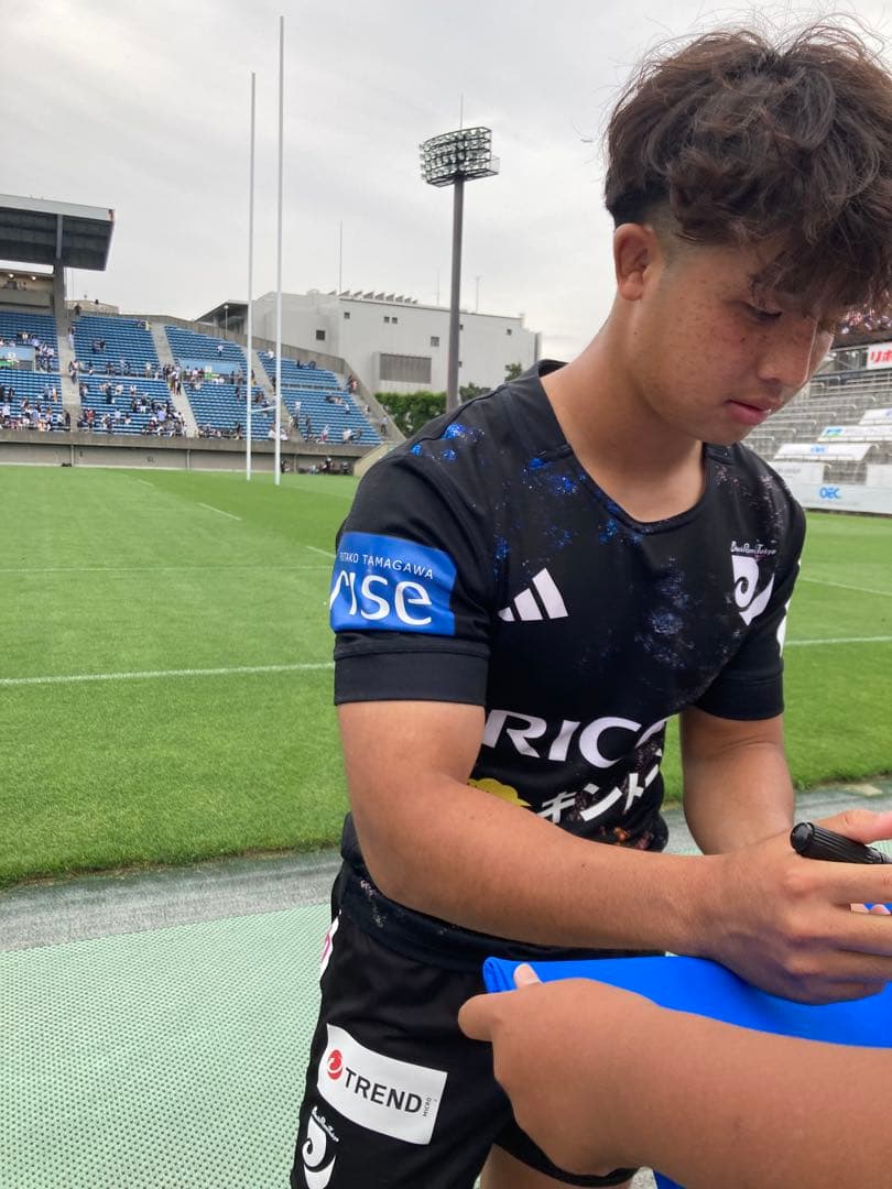 リコーブラックラムズ　TJペレナラ、アマナキ大洋など6名　直筆サイン入応援シャツ