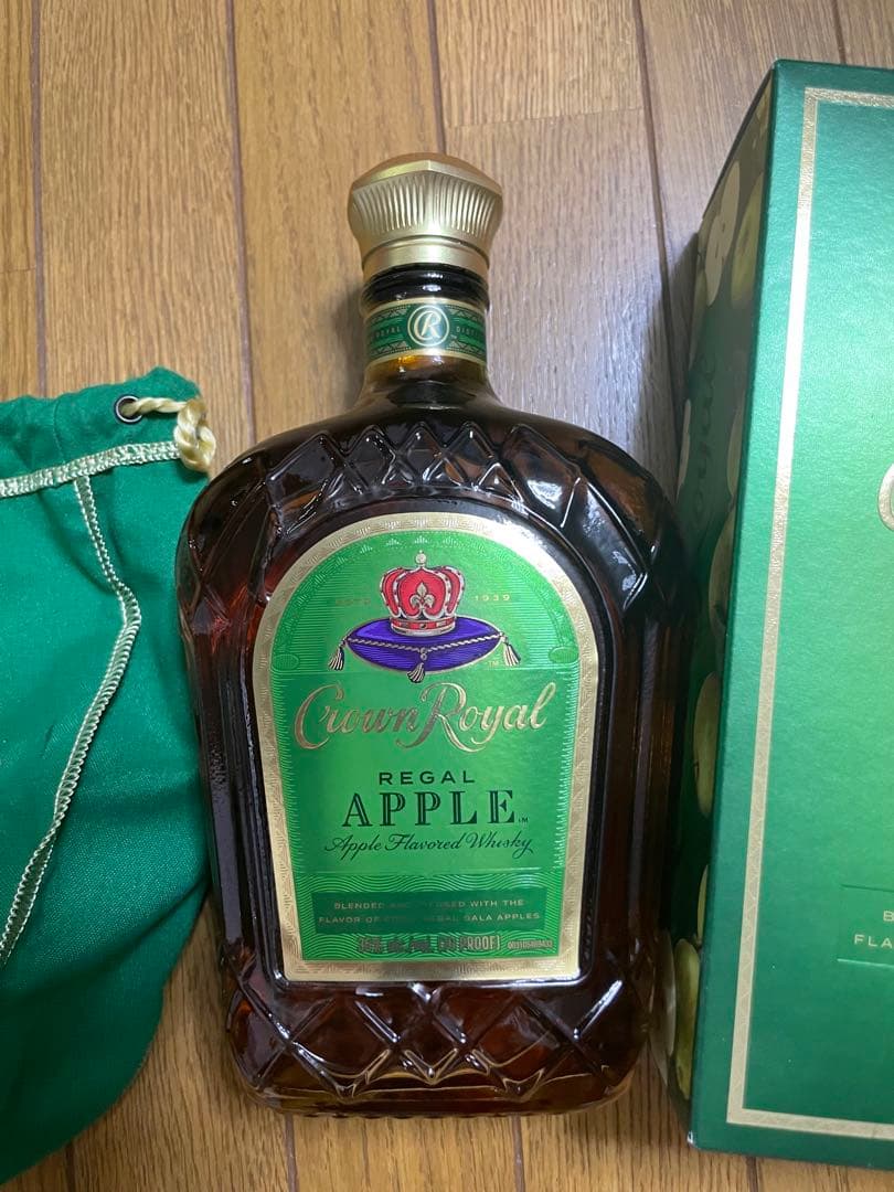 Crown  Whisk クラウンローヤル　ウィスキー アップル味