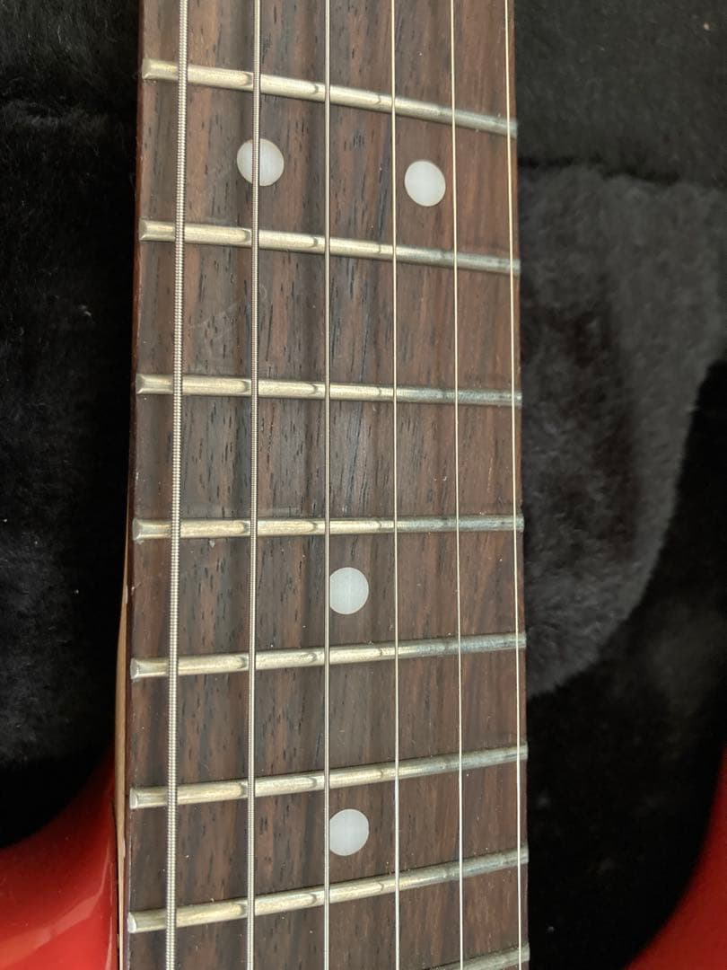 Squier Fender エレキギター ストラトキャスター　フィエスタレッド