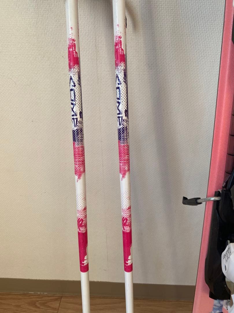 今日限定価格ロキシースキー板ブーツ３点roxyアトミックredstear140