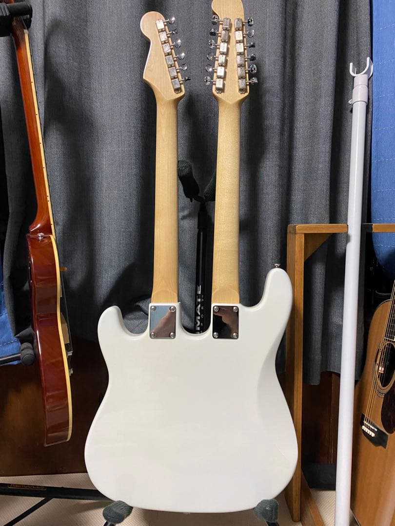 ダブルネック　ストラト