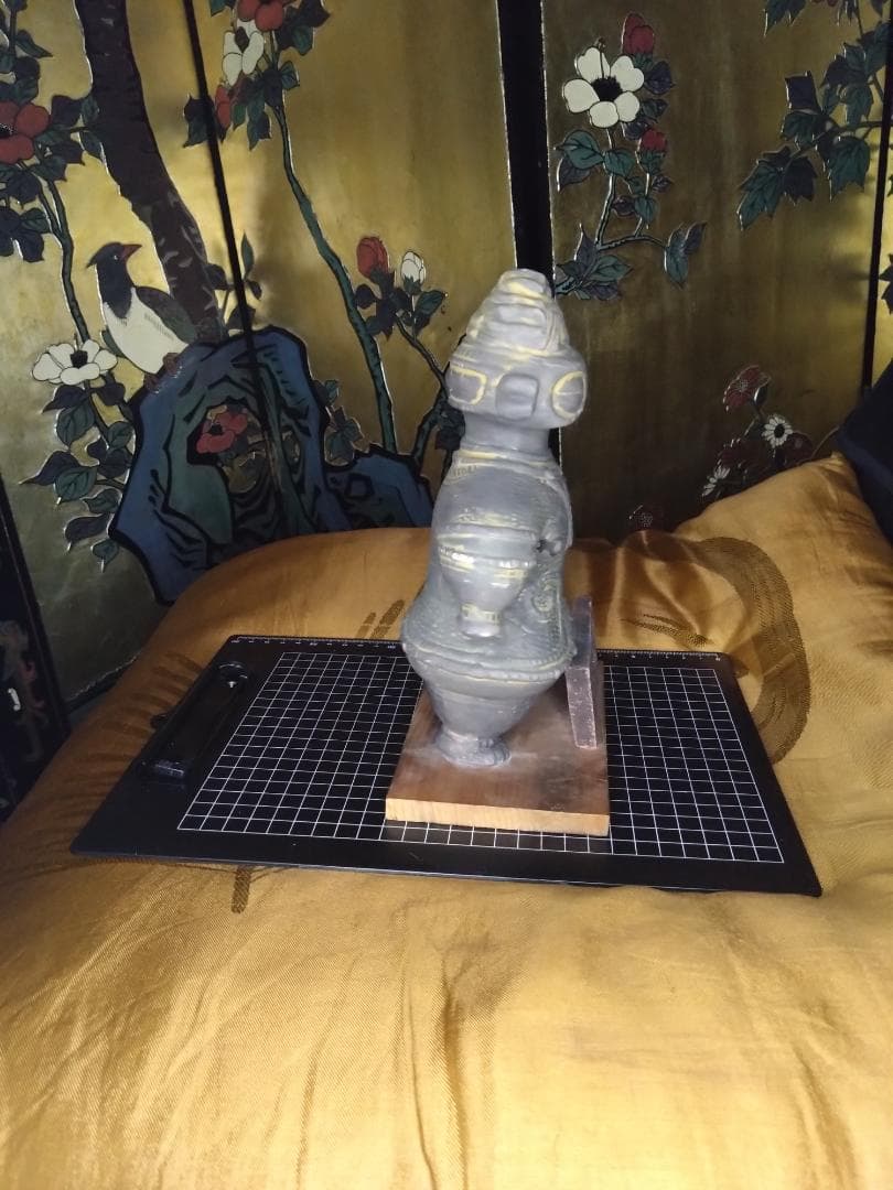 遮光器土偶　津軽亀ヶ岡焼　約24cm