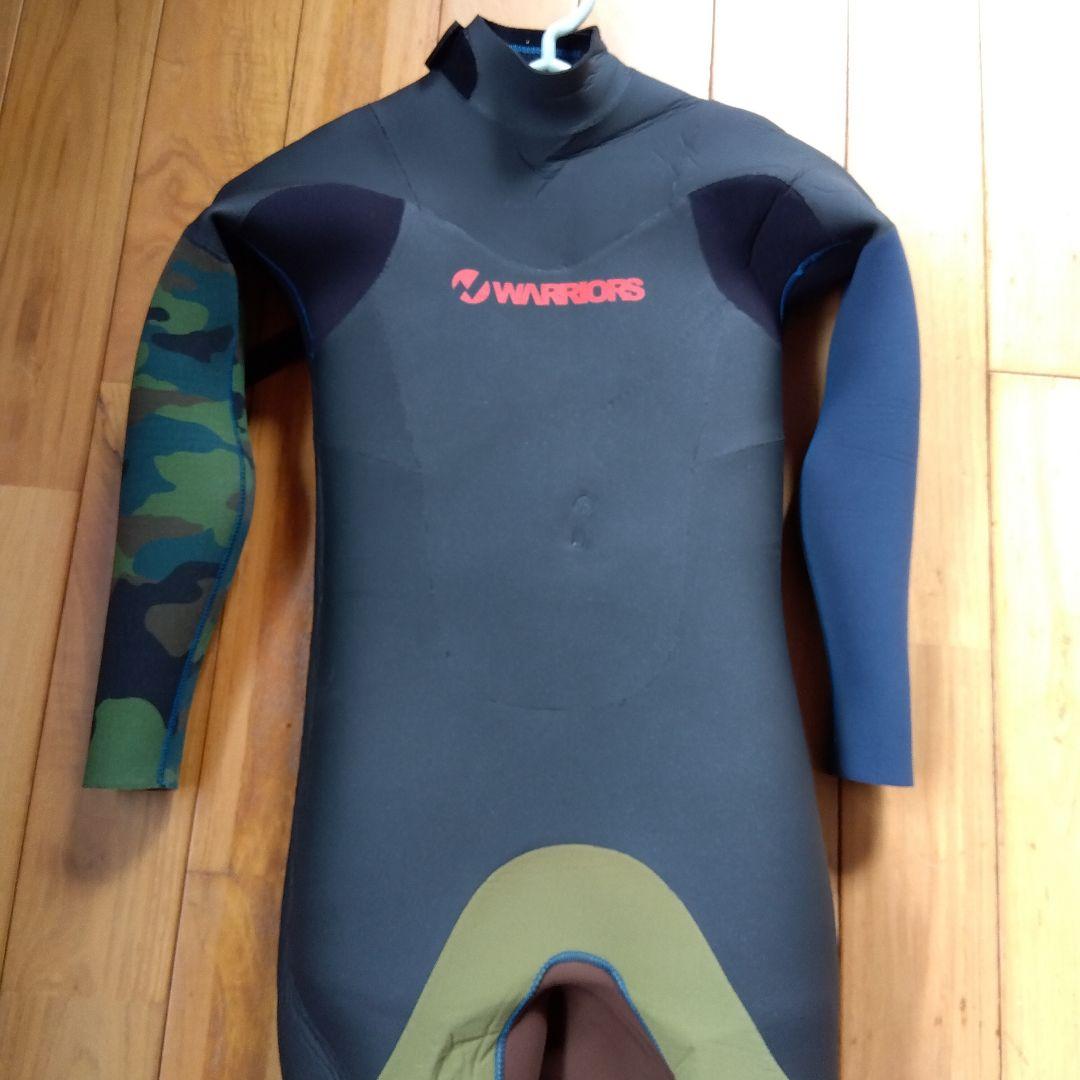 WARRIORS ウェットスーツ 長袖 子供用　110センチくらい