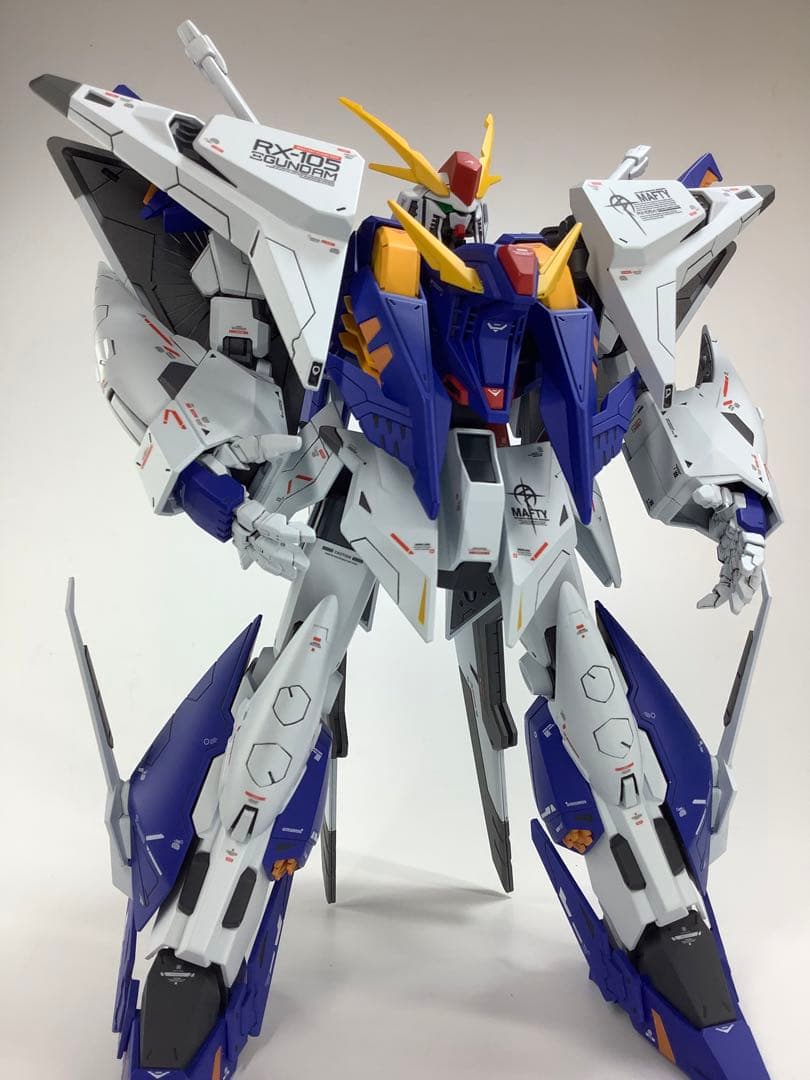 HGUC RX-105 クスィーガンダム　塗装済完成品
