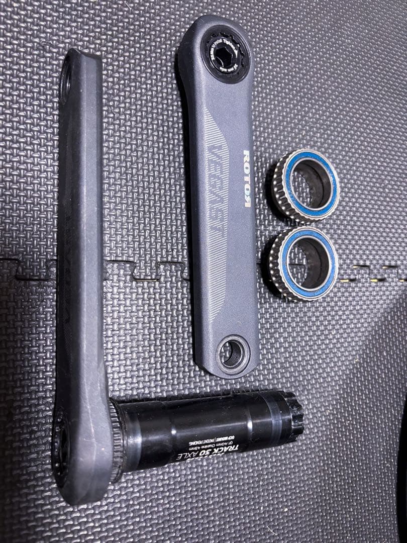 ROTOR VEGAST TRACK 165mm クランクアーム 3点セット