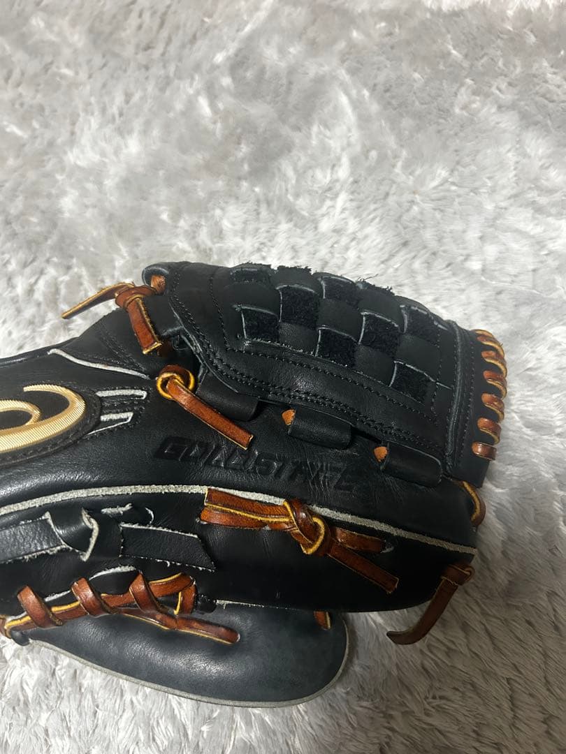 ゴールドステージブラックグラブ 右投げ用