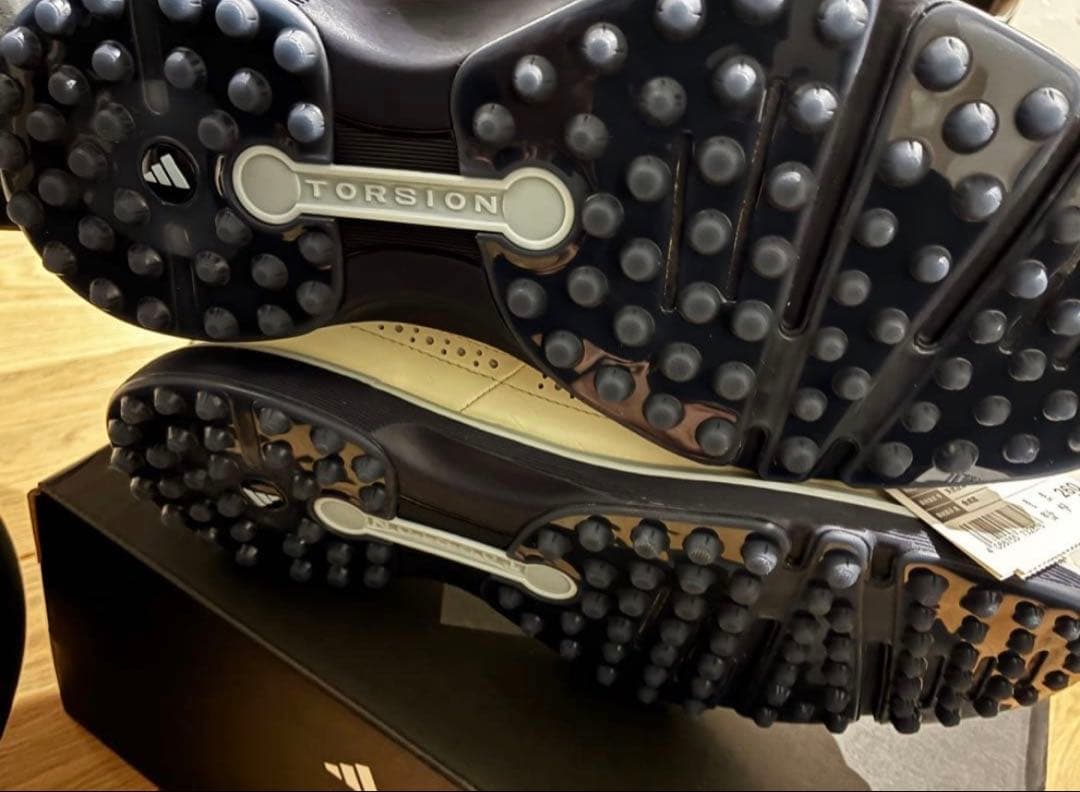 新品未使用　adidasゴルフ　MC80 ゴルフシューズ ホワイト　ネイビー