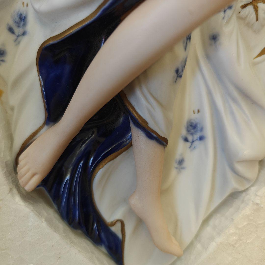 陶器の壁飾り 男女の人物