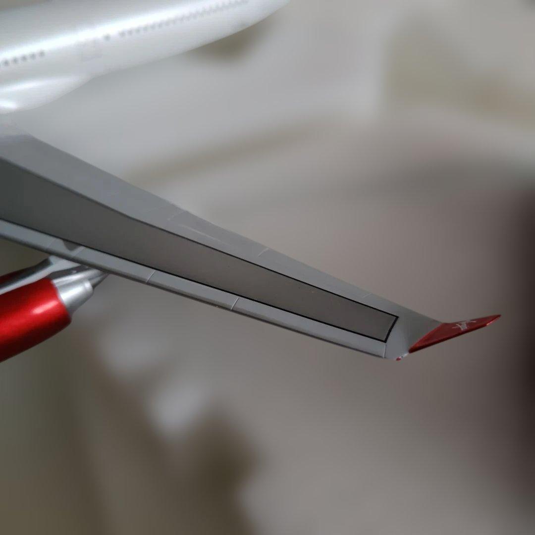 航空機・ヘリコプター Virgin Atlantic A340-600 Gemini 200