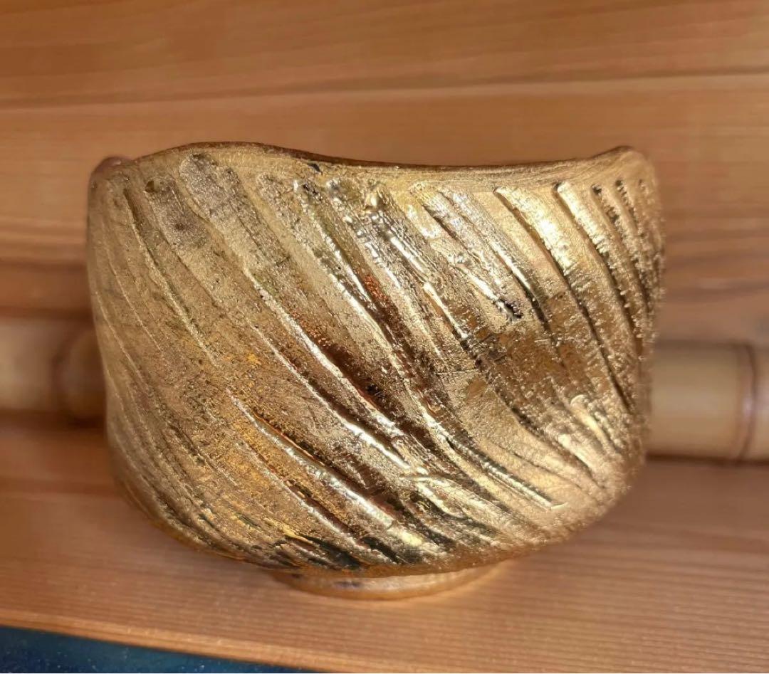 金彩茶碗　陶灼窯　梶原　修　造　金彩捻　茶碗