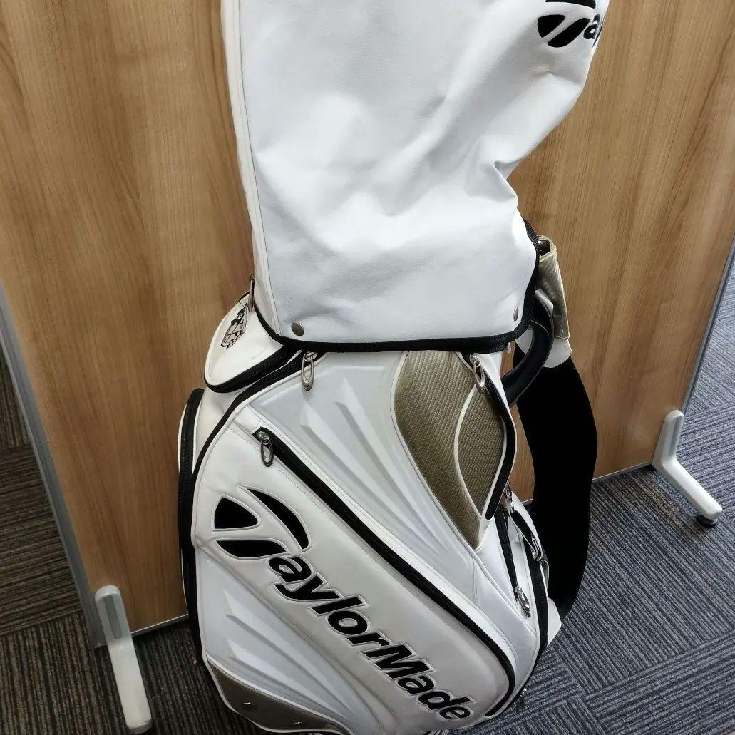 テイラーメイド　TaylorMade　キャディバッグ　ゴルフバック ホワイト