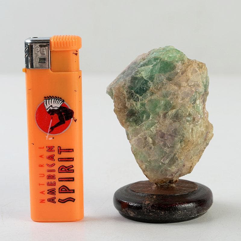 天然石　鑑賞石　パワーストーン　翡翠石　原石　唐木台付　Z　8611