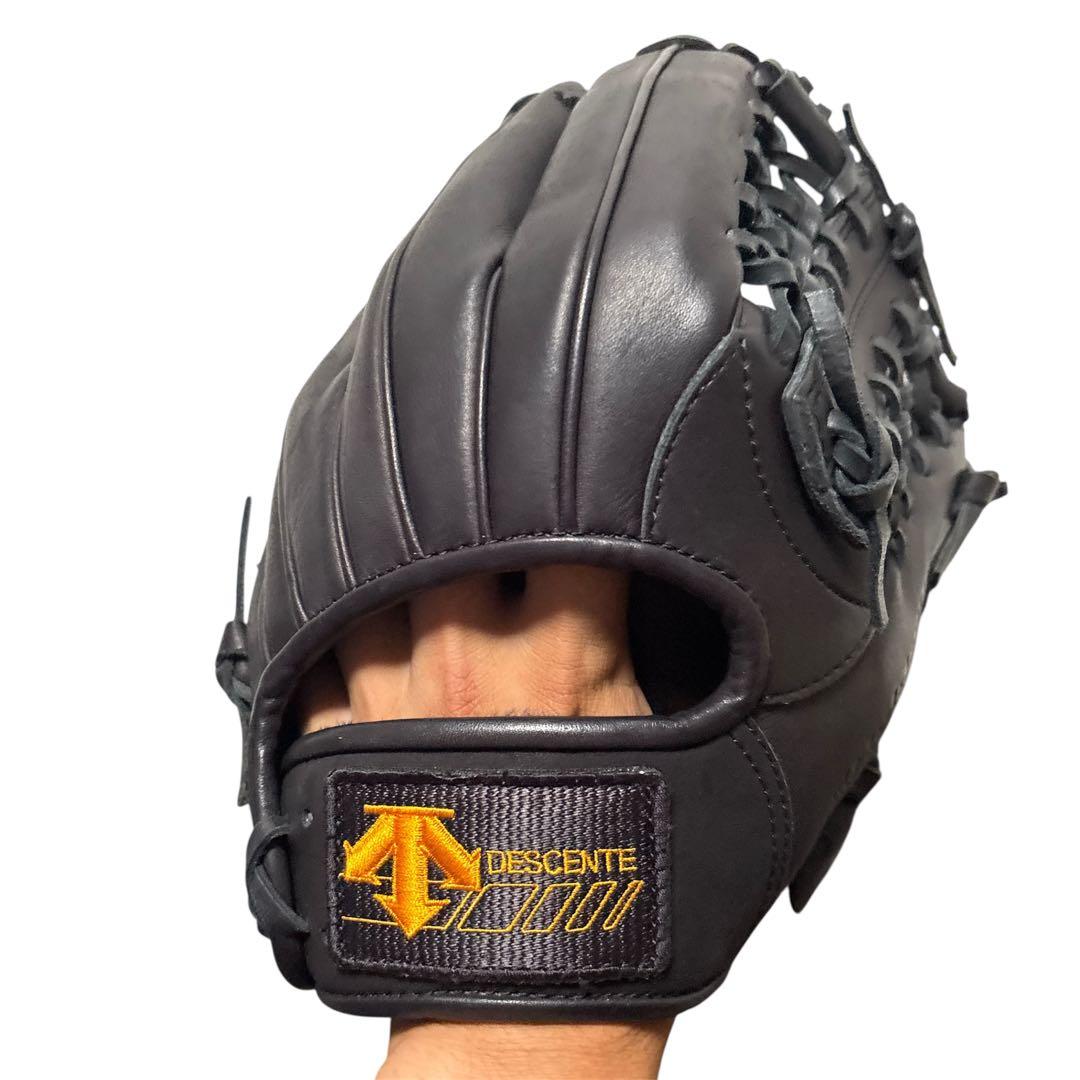 DESCENTE ACTION MAGIC 軟式グローブ　ブラック