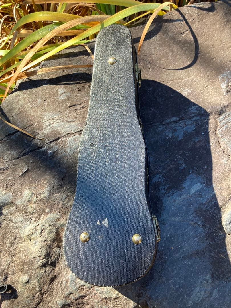 レア　ボストン美術館　木製バイオリンのオブジェ　弓付き