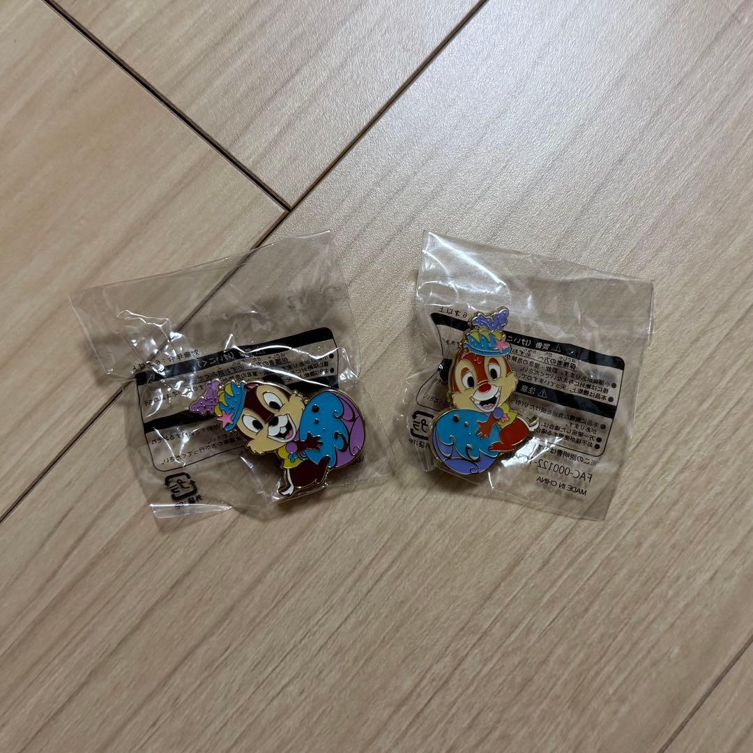 ディズニー ピンバッジ チャーム 35個 バラ売り可