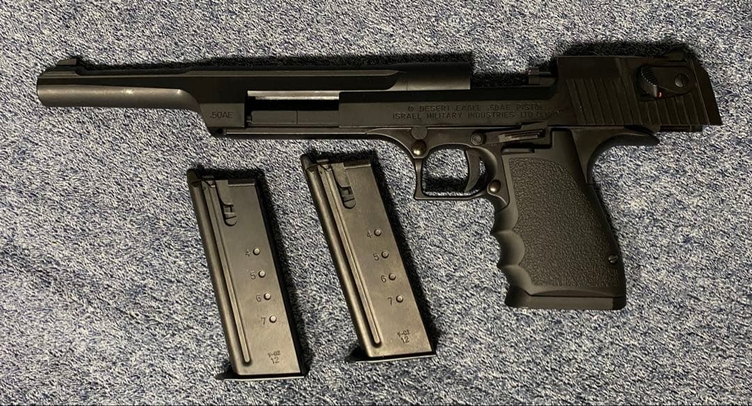 東京マルイ デザートイーグル ガスブローバック 10インチバレル ＋予備マガジン