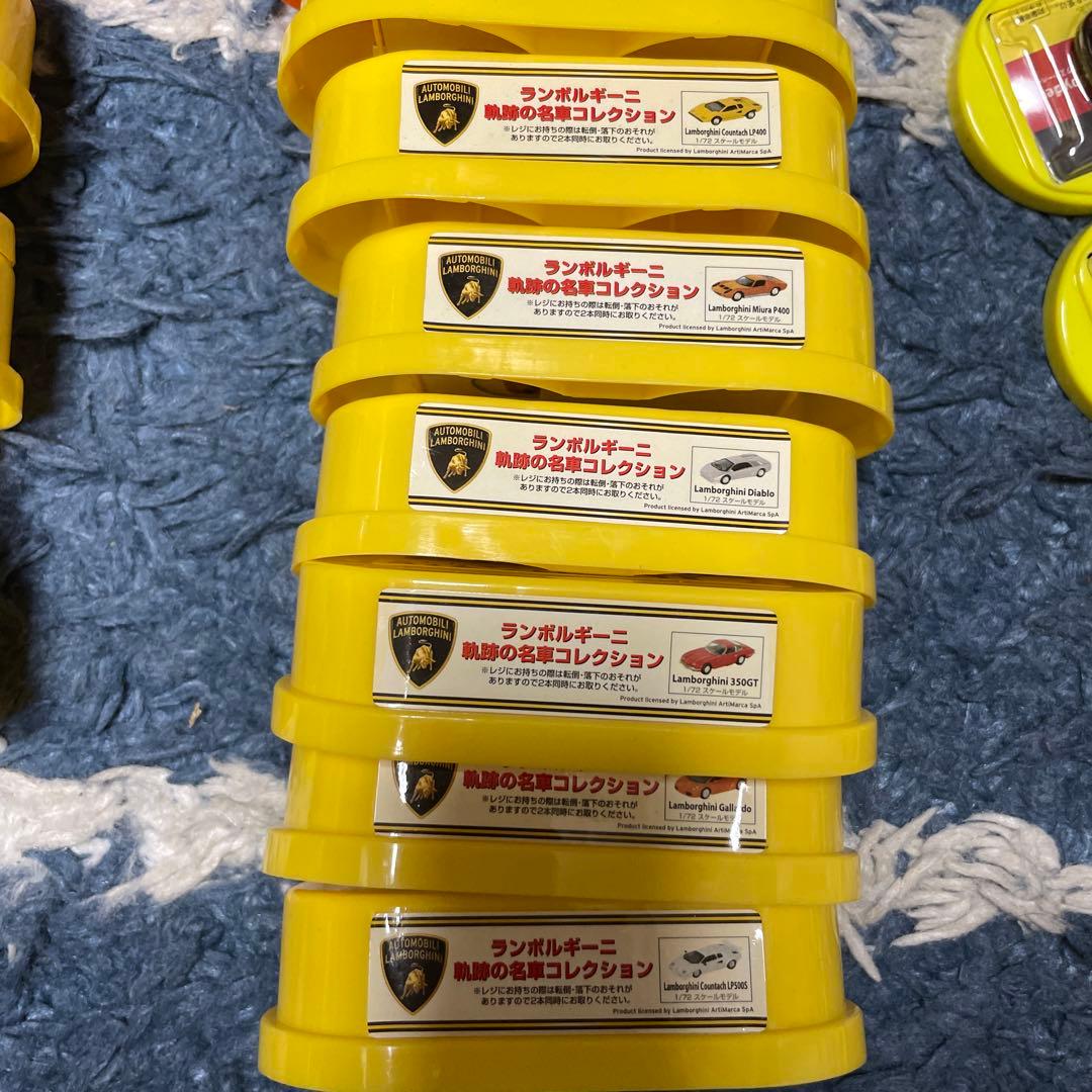 フェラーリ、ポルシェ、他スポーツカーなど69台　未開封コンビニ缶コーヒーおまけ