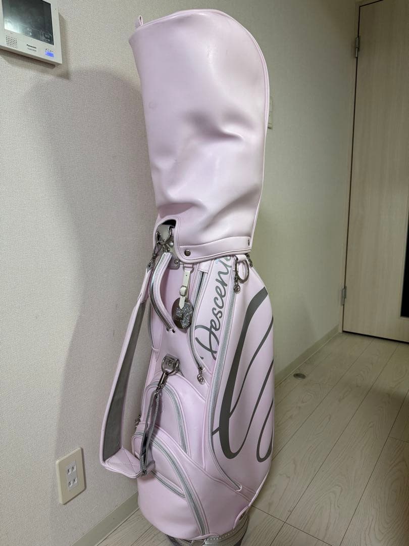 【1度使用のみ】デサントゴルフ LUXE キャディバッグ ピンク
