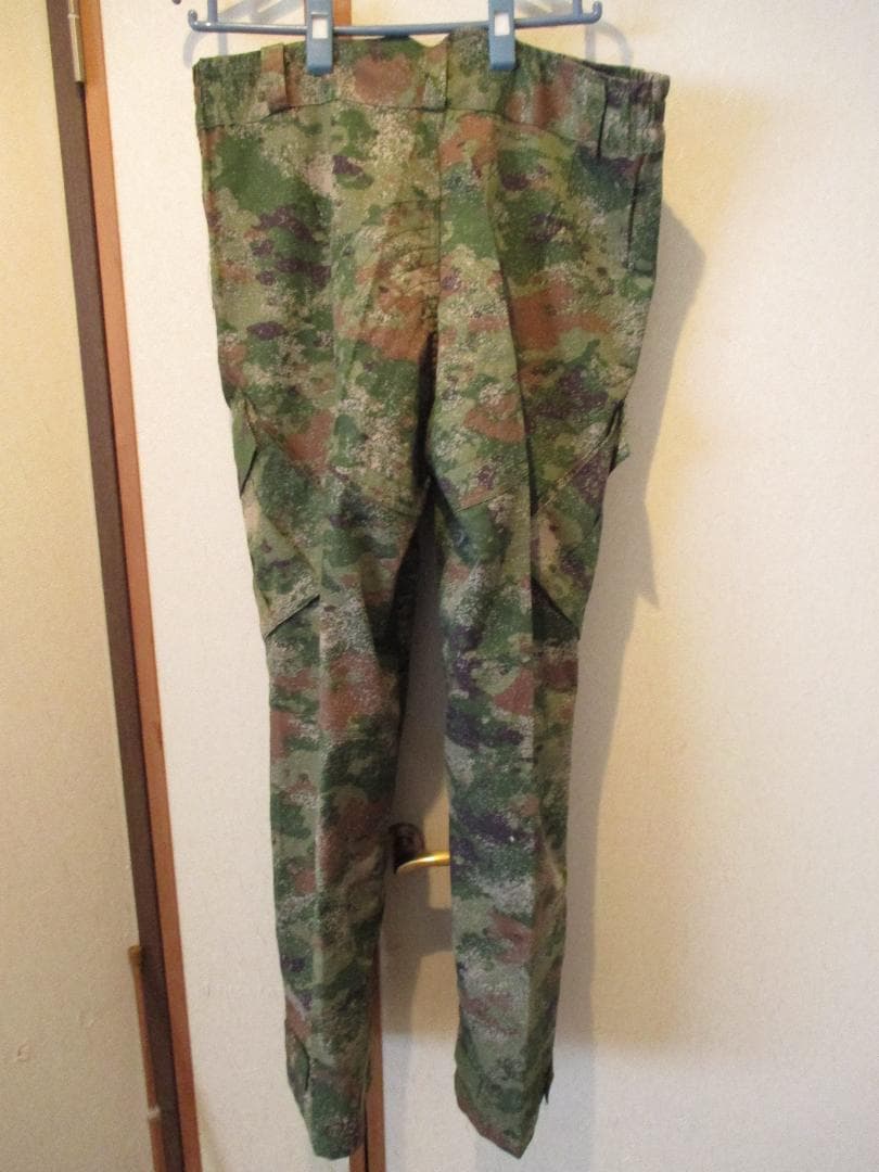 未使用　中国軍　21式　星空迷彩服　サイズM　コンバットシャツ　上下セット　帽子