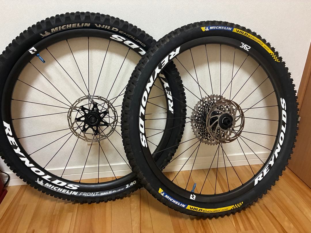 T*i様 29インチカーボンホイールReynolds i9 hydraハブ XG