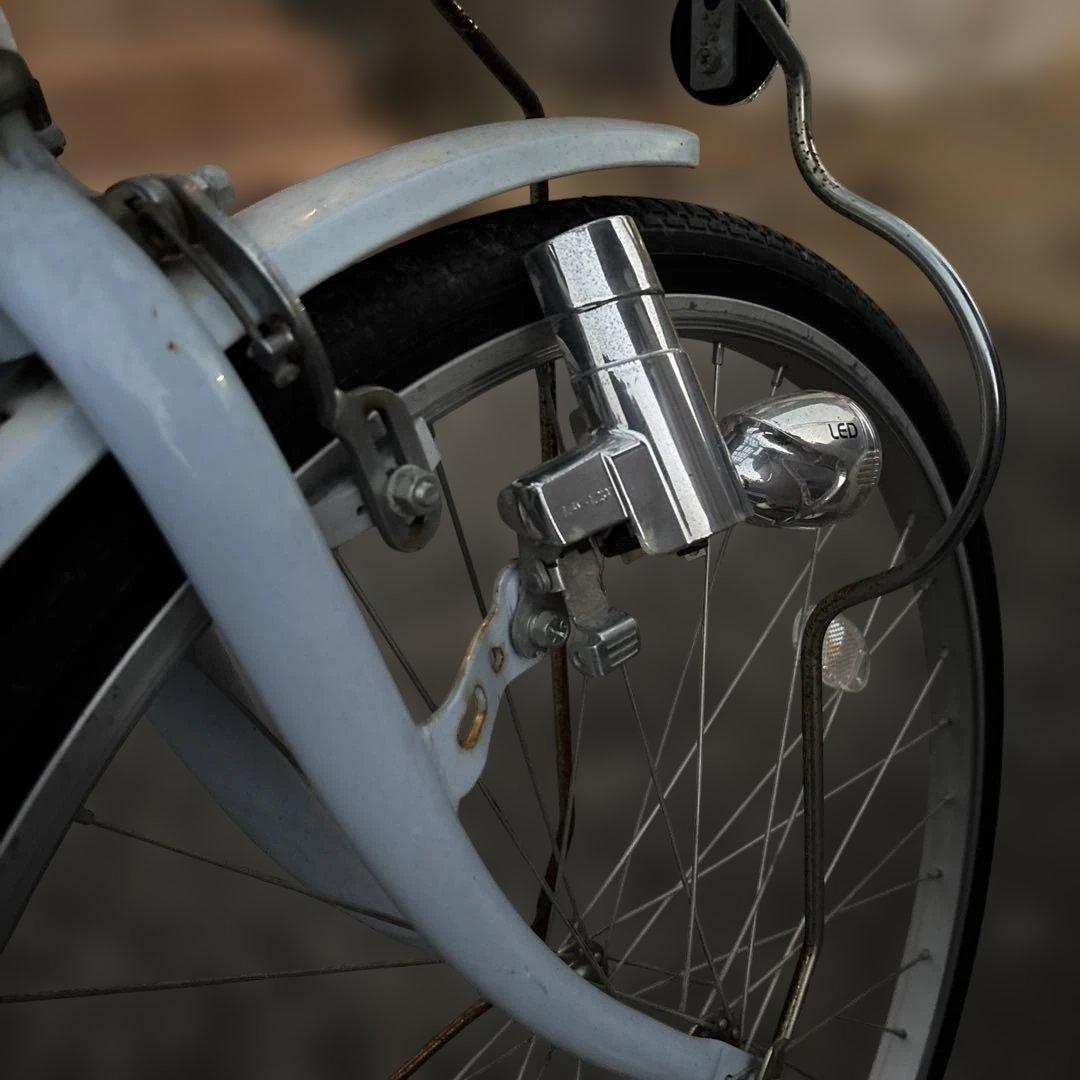 MAHALO シティバイク ライトブルー 前カゴ付き　24インチ