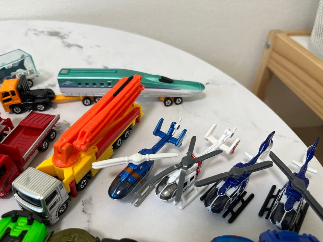 トミカ　まとめ売り　大量　約85台