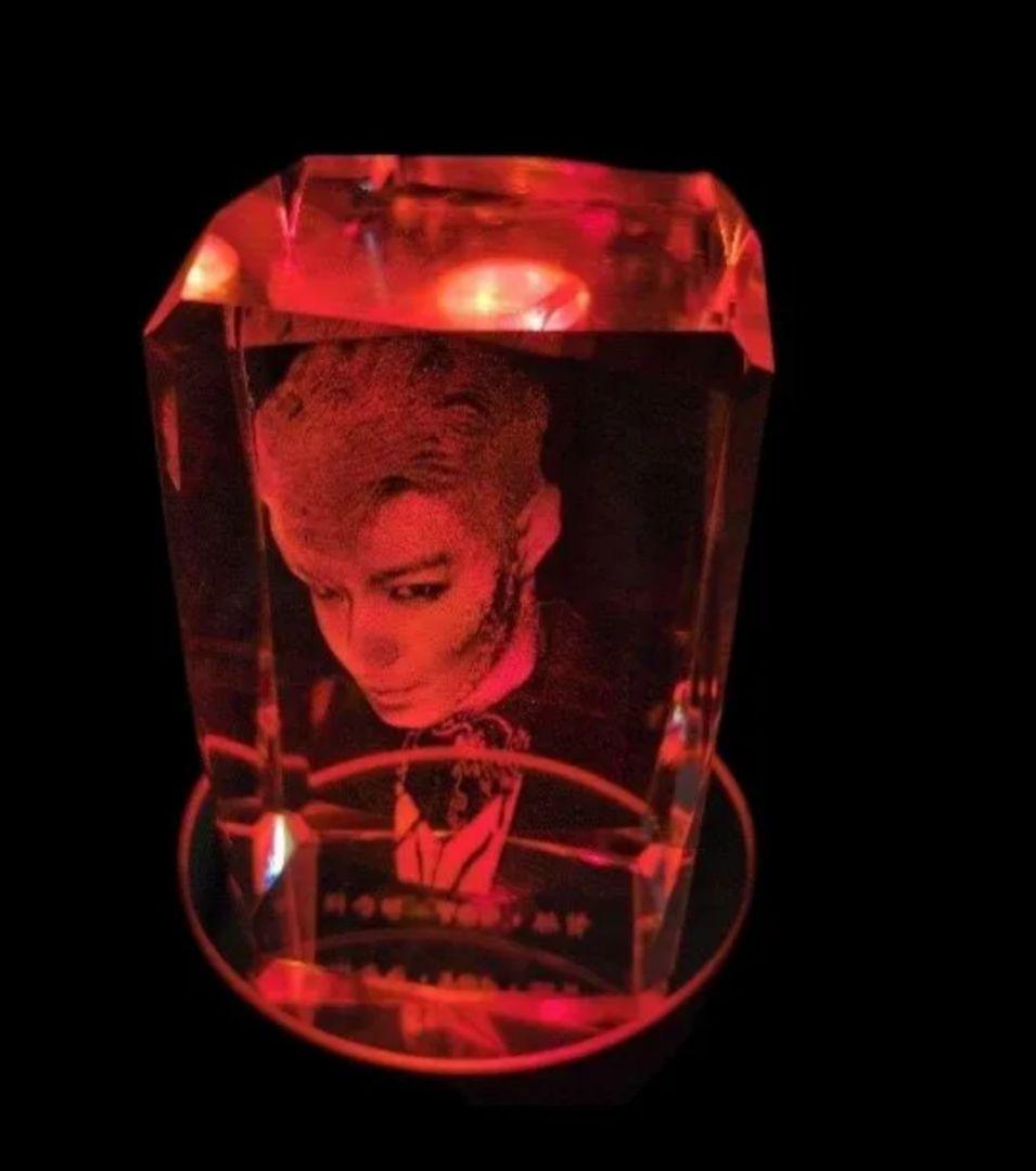 超激レアBIGBANG　G-DRAGON T.O.Pセット　グッズ　LED　3D