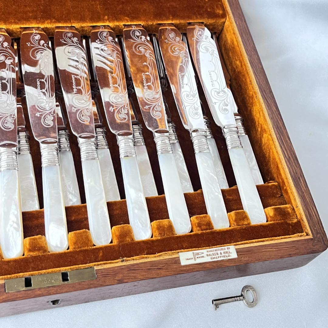 【Walker & Hall】【白蝶貝 / 純銀継手】カトラリーセット サーバー