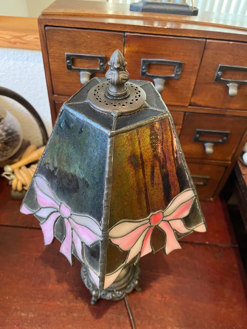 昭和レトロ＜PARAGON＞・ヴィンテージ　ステンドグラス卓上ランプ