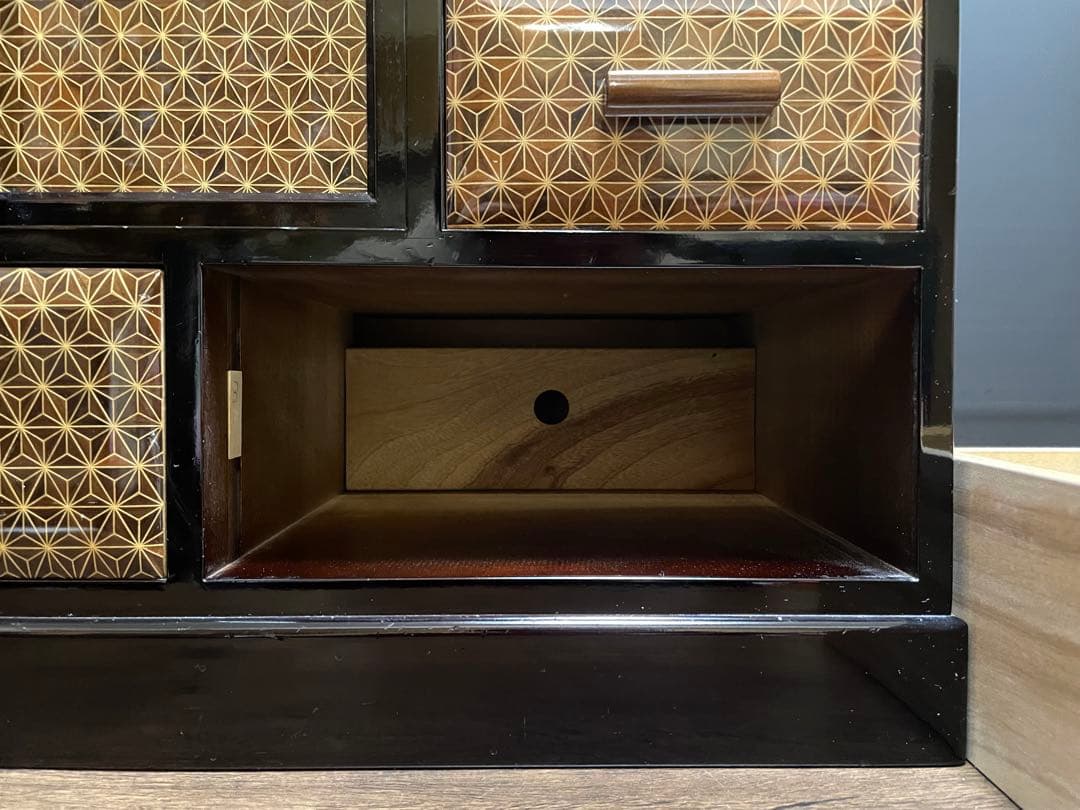 勲六等瑞宝章受章　露木清次創作　箱根寄木細工　小箪笥　伝統工芸品