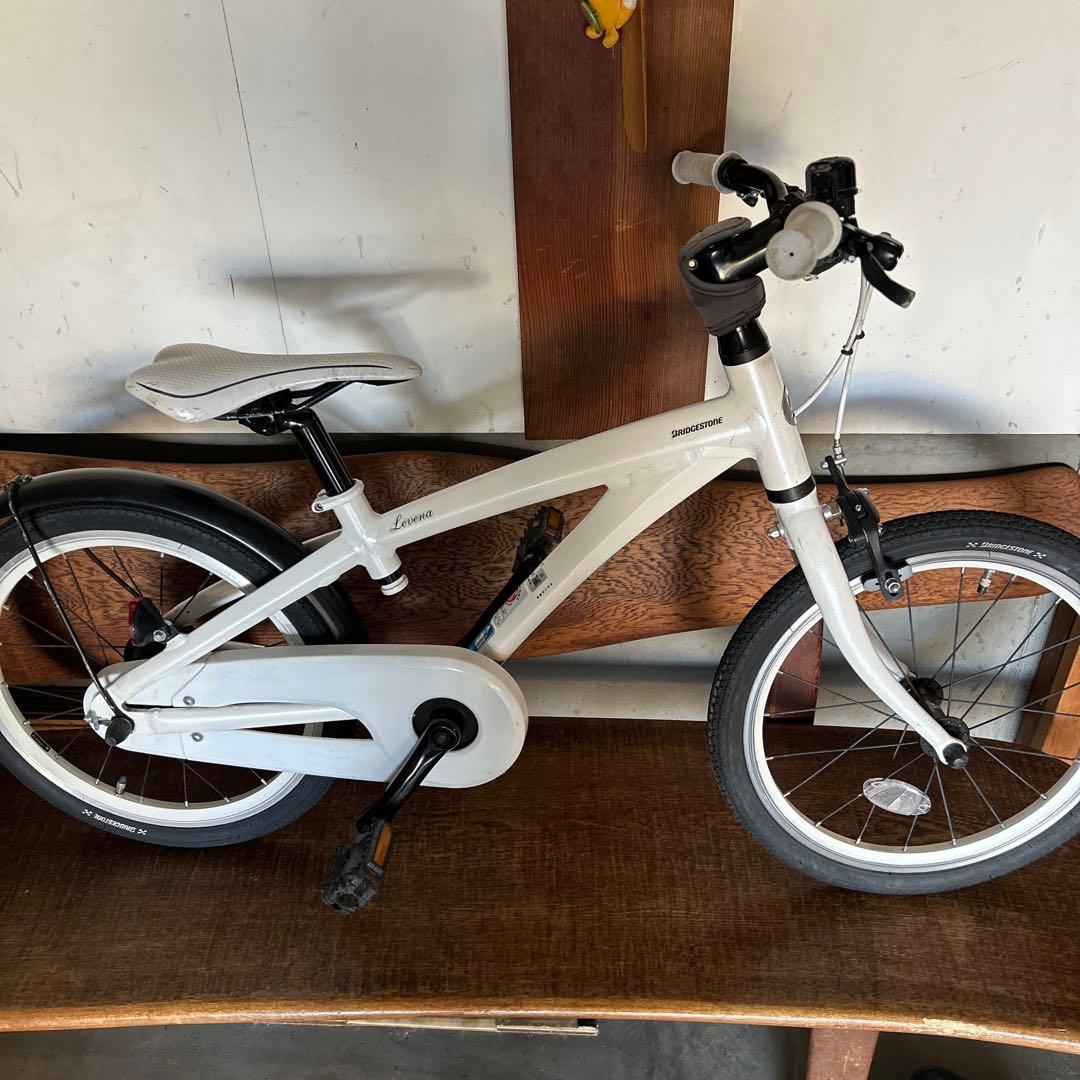 Soulmatebuilds　レベナ18インチ子供自転車